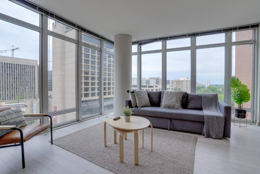 Wonderful 2Br Apartment At Crystal City Arlington Dış mekan fotoğraf