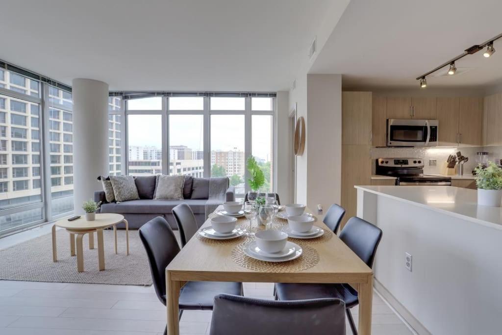 Wonderful 2Br Apartment At Crystal City Arlington Dış mekan fotoğraf