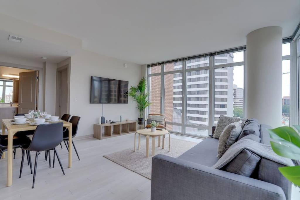 Wonderful 2Br Apartment At Crystal City Arlington Dış mekan fotoğraf