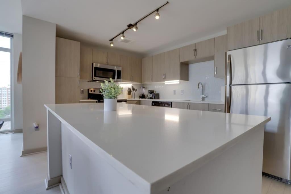 Wonderful 2Br Apartment At Crystal City Arlington Dış mekan fotoğraf