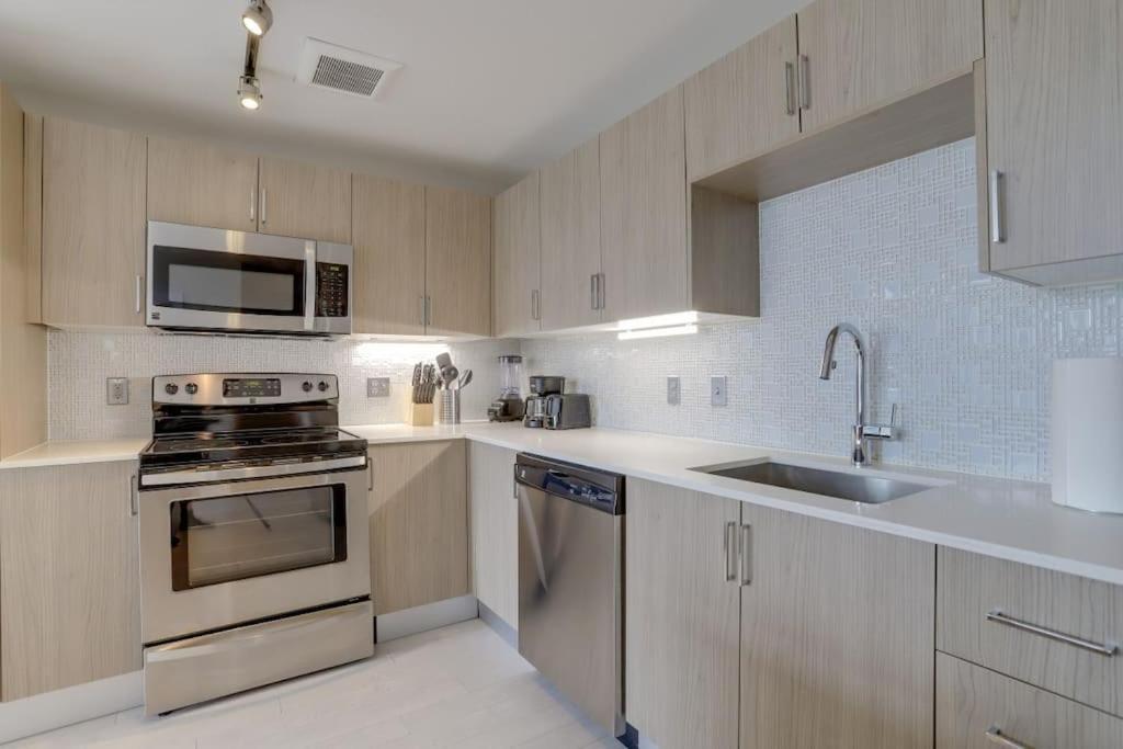 Wonderful 2Br Apartment At Crystal City Arlington Dış mekan fotoğraf