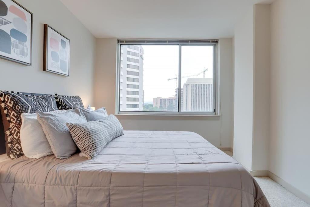 Wonderful 2Br Apartment At Crystal City Arlington Dış mekan fotoğraf
